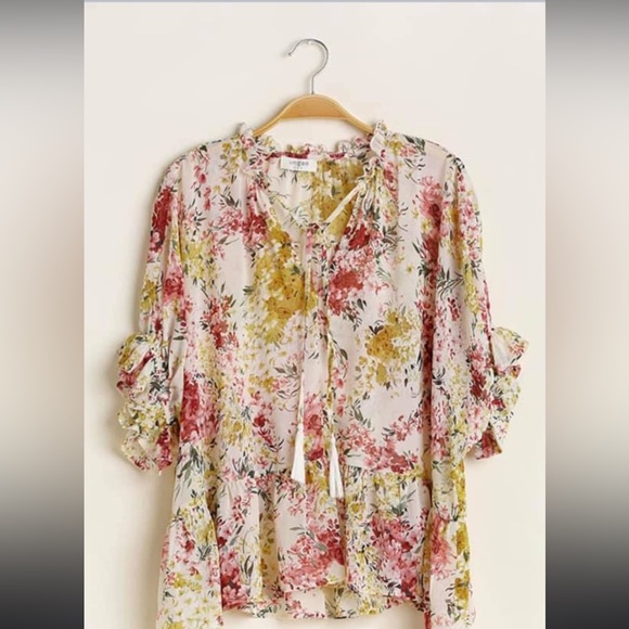 Umgee Tops - Umgee Floral Print split Neck short sleeve ruffle tiered top